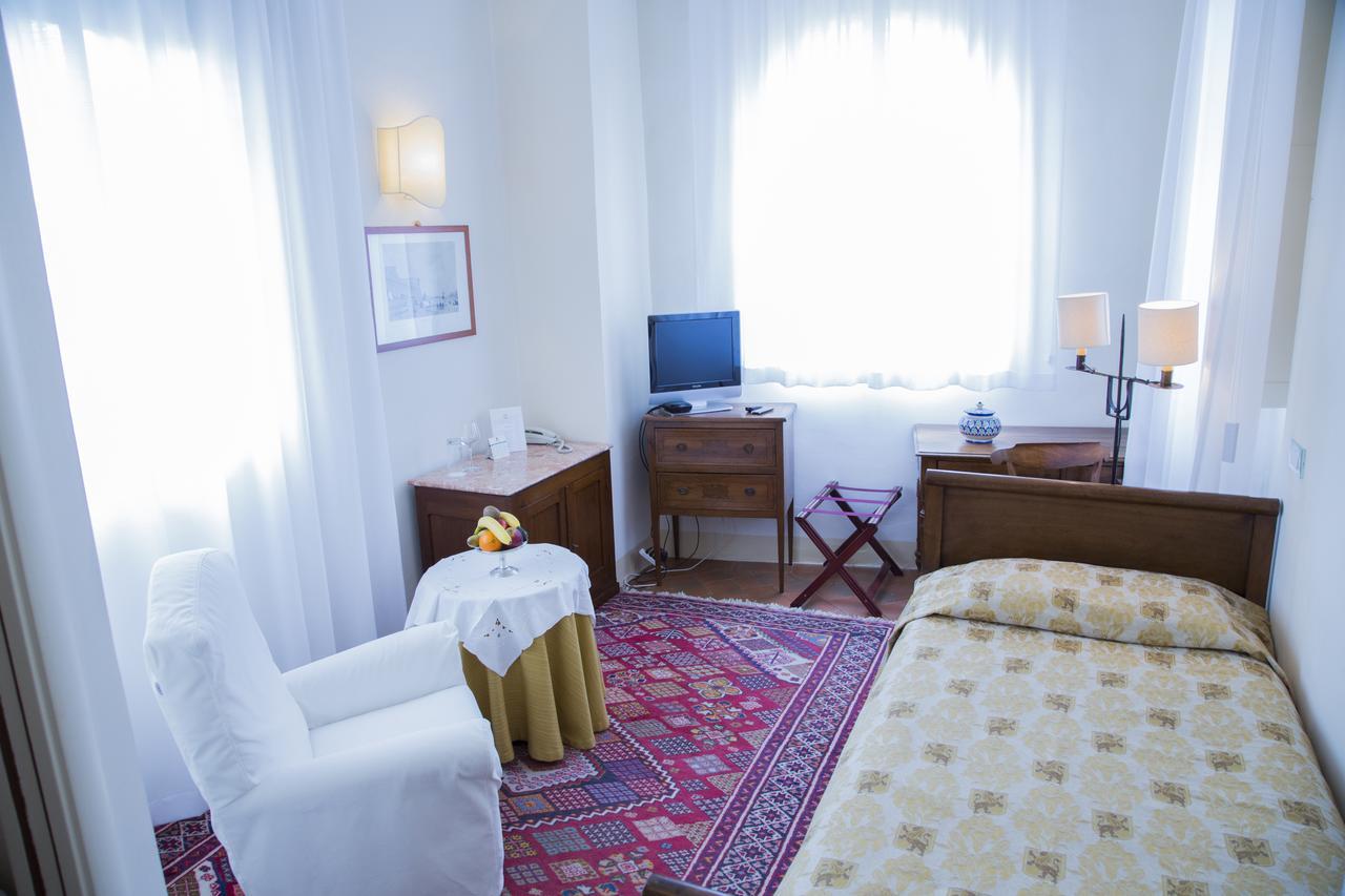 Villa Le Piazzole フィレンツェ エクステリア 写真